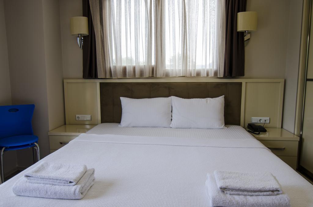 גוג'ק Funda Hotel חדר תמונה